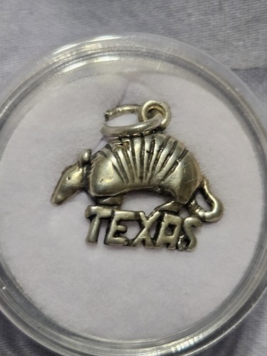Sterling Silber 925 Texas mit Gürteltier Anhänger!