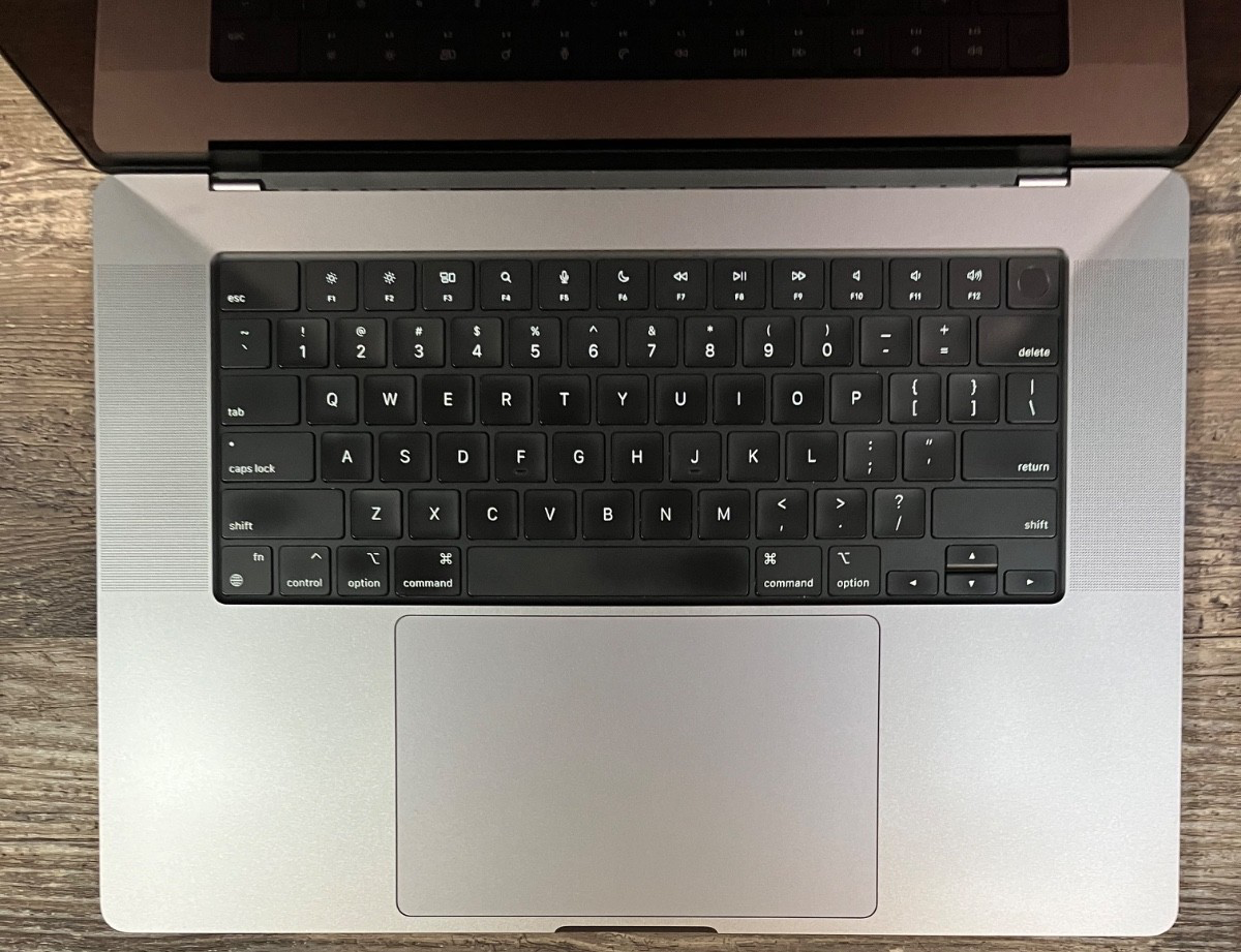 MacBookPro 2021 16インチ M1 Max 64GB 1TBSSD 2021 Apple MacBook Pro 16-inch M1 Max 32-Core GPU Up to 64GB RAM