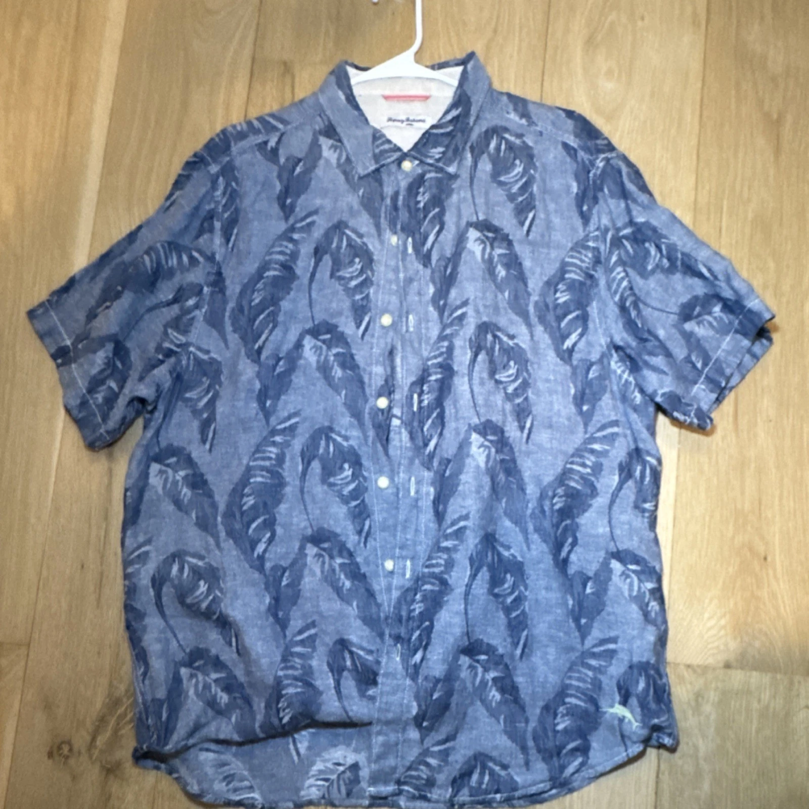 Tommy Bahama Linen Blue Leaf Print Short Sleeve Button-Up Shirt Men Tropical
Opens in a new window o