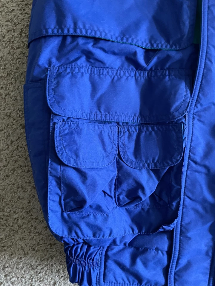 Men's Wear Guard puffer vest size small, blue&green. - Image 4 of 4