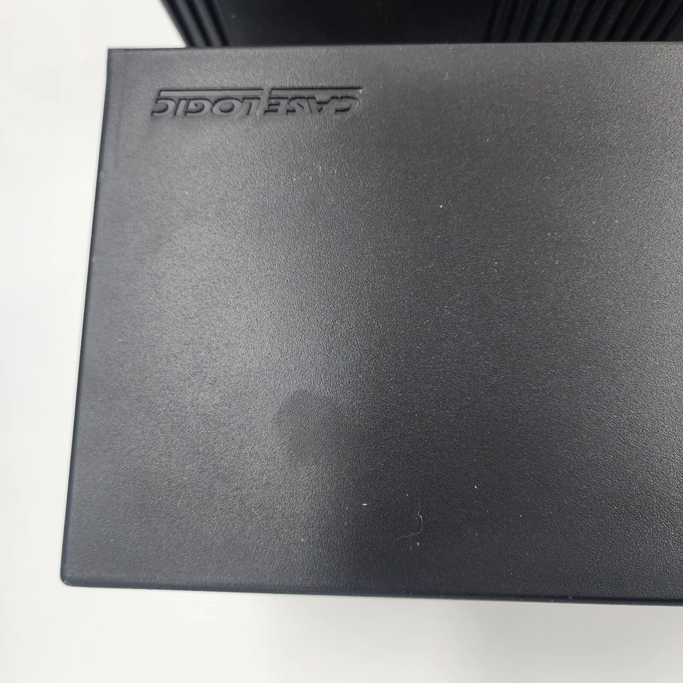 Vintage Case Logic 30 CD Storage Box Organizer Wall Mount Shelf Black Plastic - Image 2 of 4