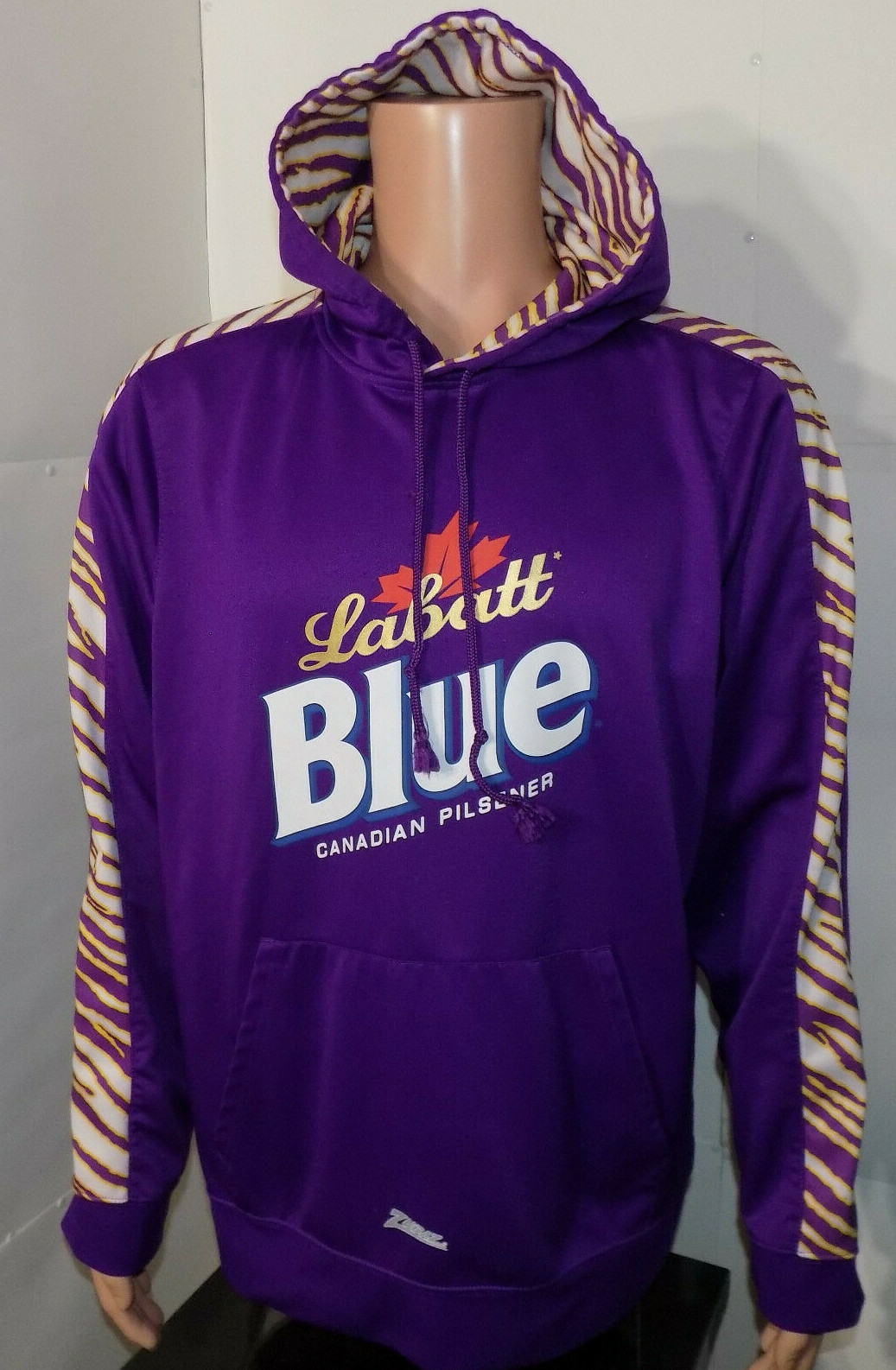 Labatt Blue Minnesota Vikings Zubaz Hooded Sweatshirt (Large) Pilsener