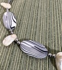 Mother of Pearl Flower Shells Black/White Stones Nickel Free Necklace Beautiful — photo 3