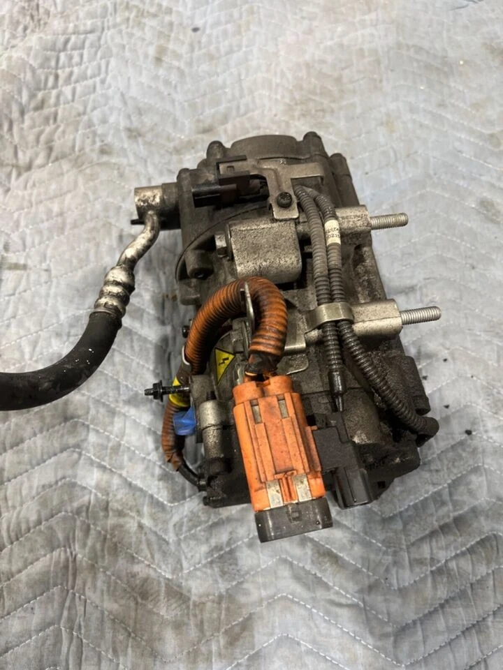 Compresor de aire acondicionado híbrido 12-15 Kia OPTIMA SONATA 2,4 L ORIGINAL OEM Foto 4 de 4