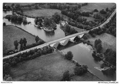 AZPP4-0344-49 - VILLEVEQUE ET SOUCELLES - Luftaufnahme - Die Brücke und der Taucher