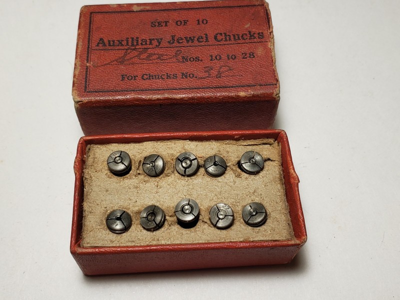 auxiliary jewel chucks