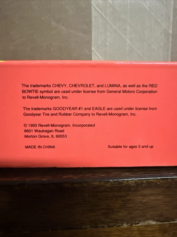 Revell 1/64 Ricky Rudd #5 Tide Racing Lumina Diecast Car Limited Edition 1993 - Image 4 of 4