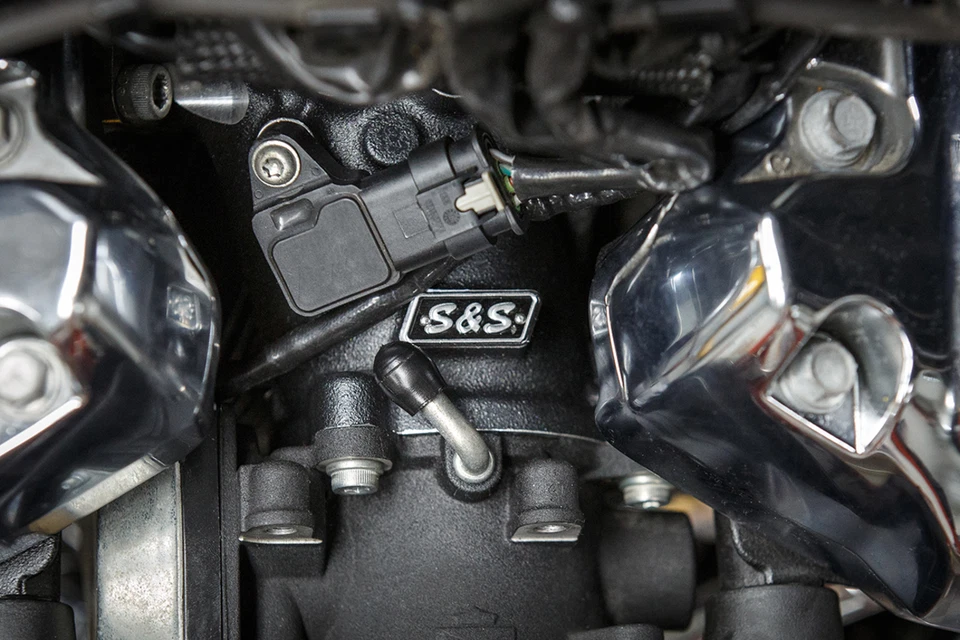 S&S CYCLE 160-0276 CNC-Ported Intake Manifold - M8 - 55 mm - Black - Image 2 of 3