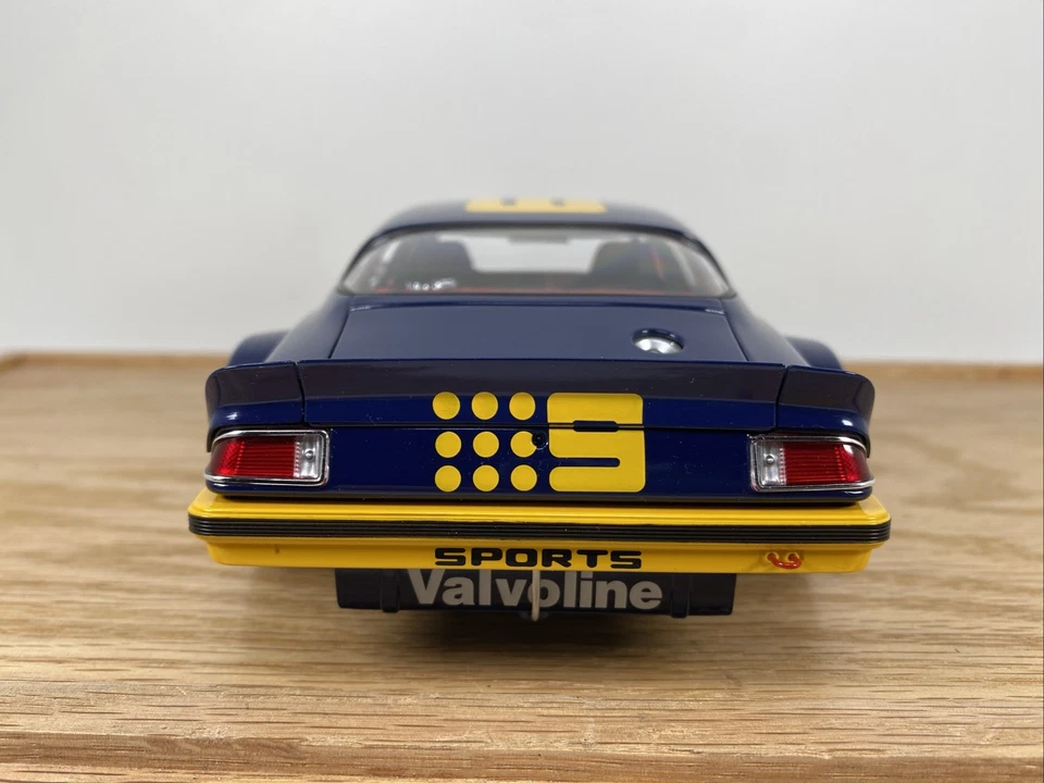 Chevrolet Camaro Z28 1982 1/18 clásico coleccionable Bartlett Bathurst 18374! Foto 4 de 4