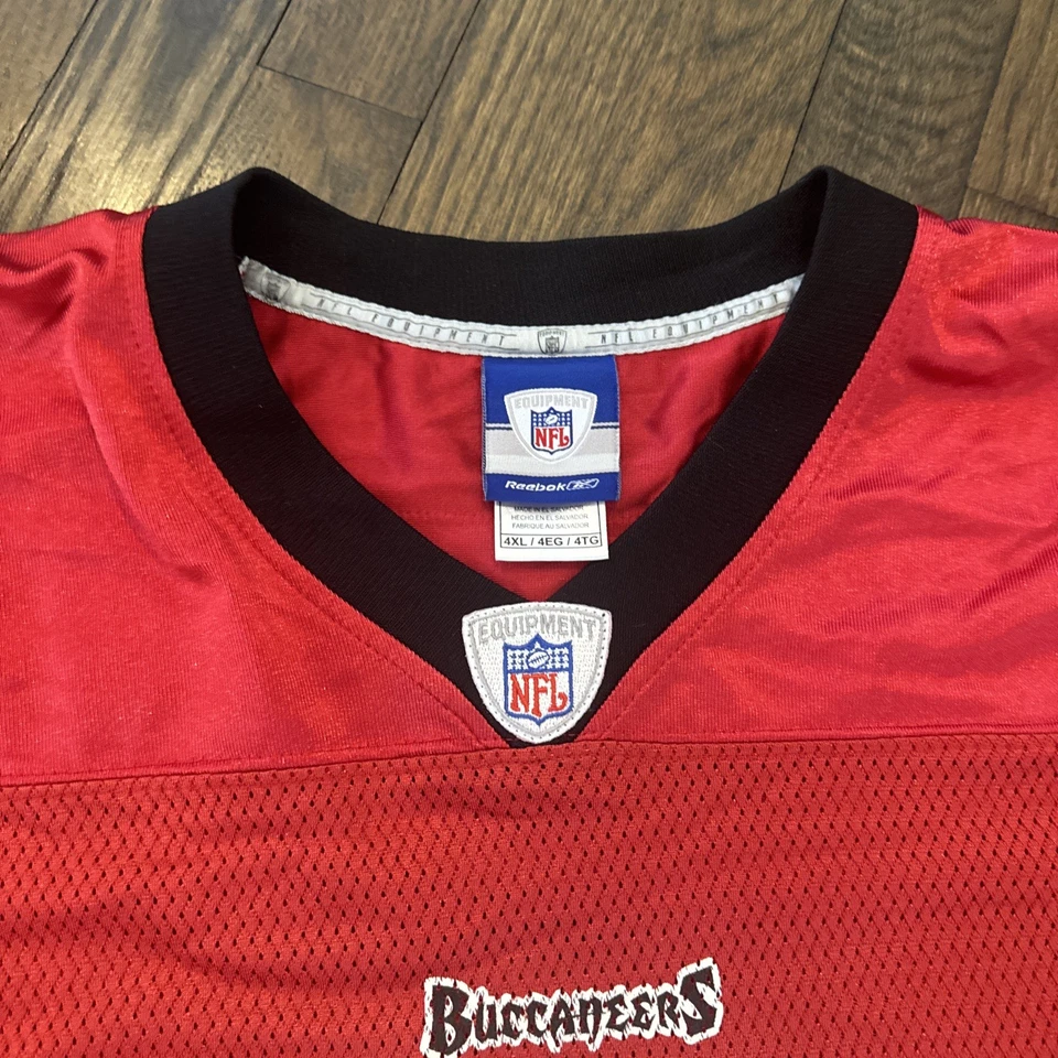 Camiseta Tampa Bay Buccaneers 4XL Josh Freeman para hombre roja Reebok Foto 3 de 4
