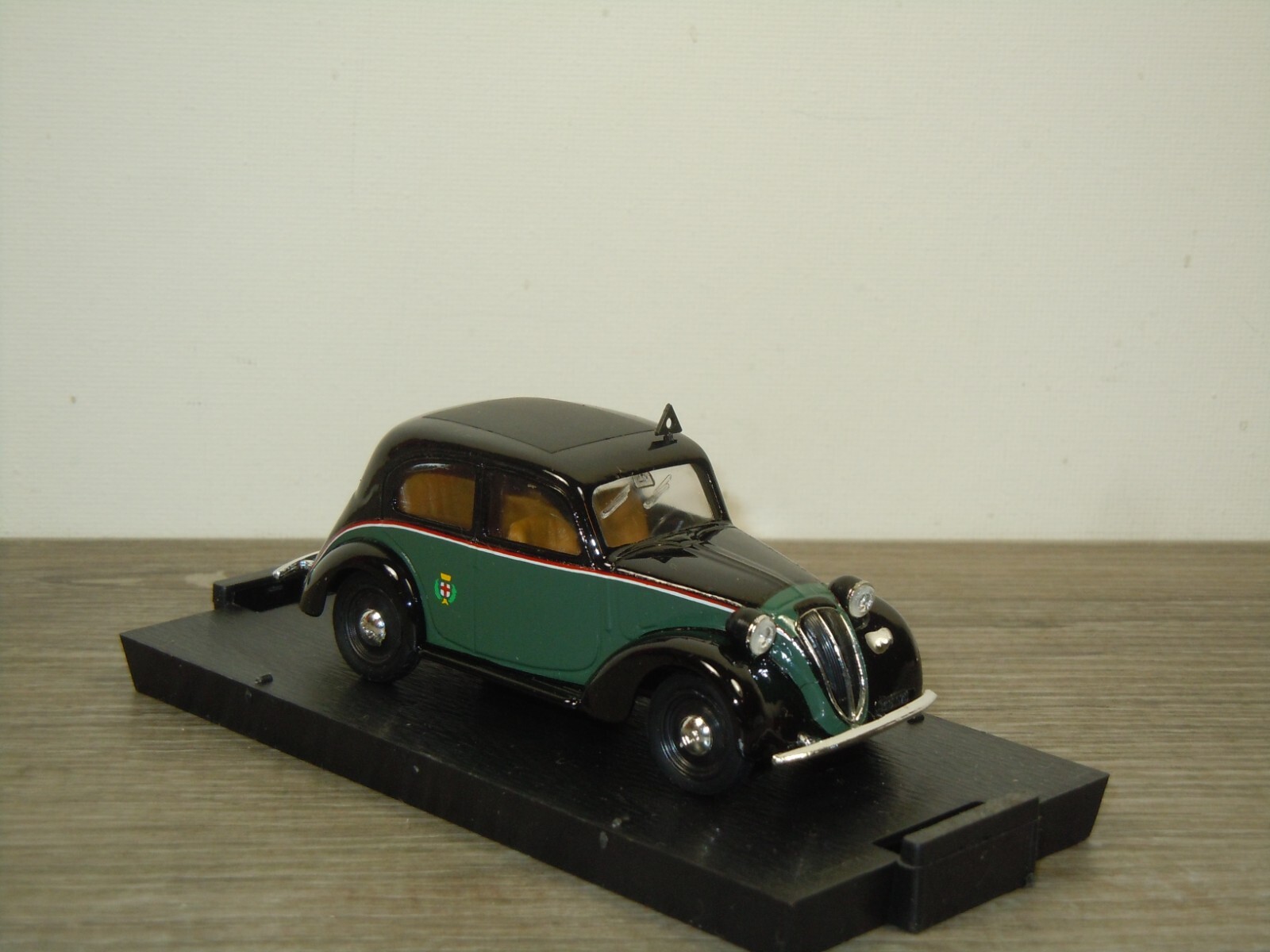 Picture 5 of 6