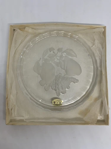 Val st Lambert Crystal glass Dish Fruit Design Signed Vintage Antique