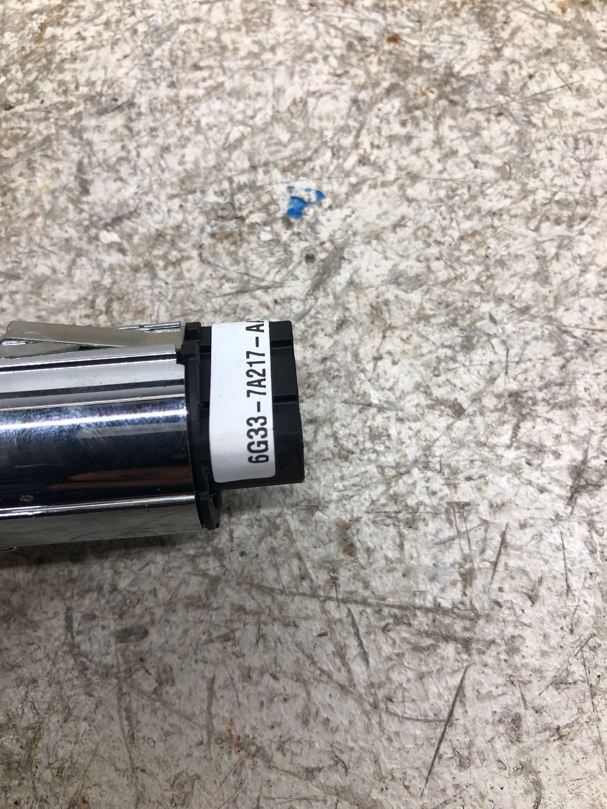 2009 ASTON MARTIN VANTAGE NEUTRAL GEAR SELECTOR BUTTON 6G33-7A217-AA OEM *NOTES