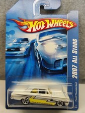 Hot Wheels 2007 All Stars 143/180 White/Yellow FORD THUNDERBOLT - Nice 