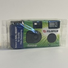 NEW FujiFilm QuickSnap Flash 35mm Single Use Camera 04-2008