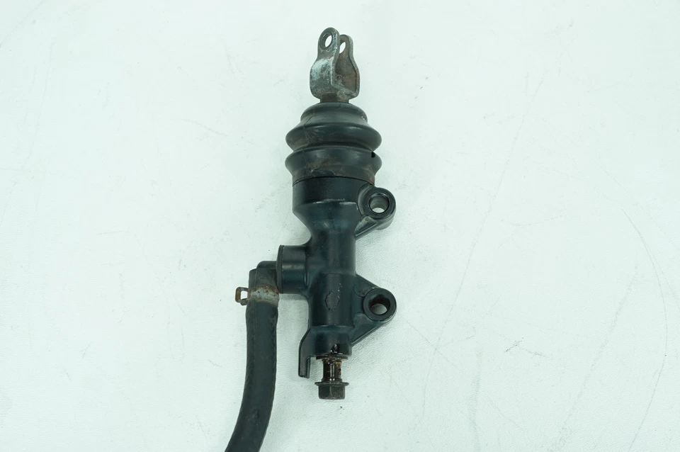 Harley Sportster XL1200 C 2007 personalizada OEM depósito de cilindro maestro de freno trasero Foto 2 de 4