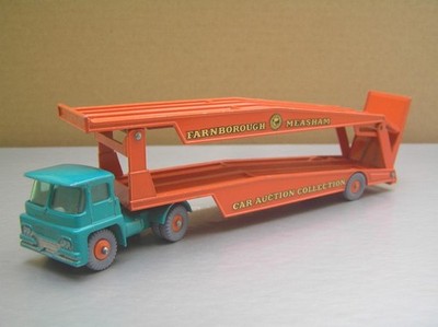 Matchbox Major Pack M-8 Guy Warrior Car Transporter with White/Yellowish Labels