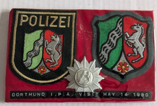 2 VINTAGE GERMANY DEUTCHLAND WESTPHALIA NRW POLIZEI POLICE PATCH & CAP BADGE LOT