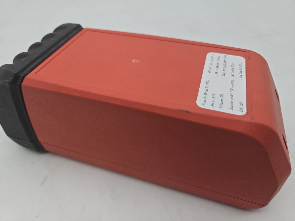 Snap-on EEJP200M Lithium Ion Compact Engine Starter for sale