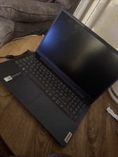 Lenovo IdeaPad 3 15” Intel I3 11th Gen 4 GB RAM laptop bag & charger included