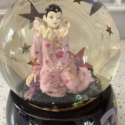 Astria Star Keeper musical globe 1993 excellent condition sparkles! Plays music!