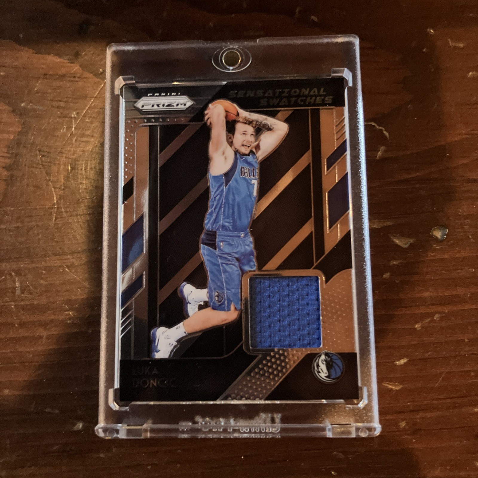 2018-19 Panini Prizm Sensational Swatches Luka Doncic Rookie Jersey Player Worn