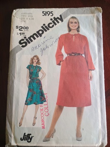 9 Vintage Vogue & Simplicity Butterick McCalls Sewing Patterns - Picture 7 of 10