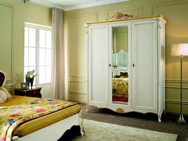 Echtholz Kleiderschrank Italienische Stil MöBel Schlafzimmer Schrank Echtholz-image