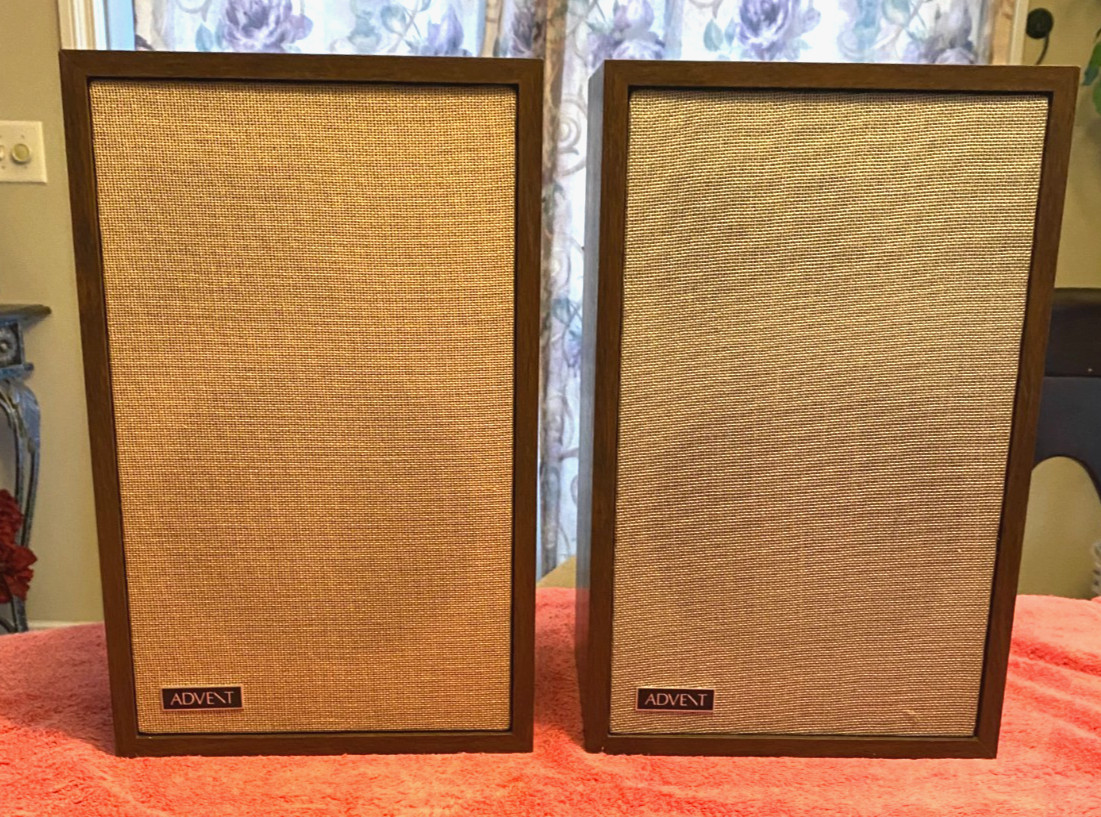 Advent /3 Speakers – Clean Drivers, One Cosmetic Flaw – Full