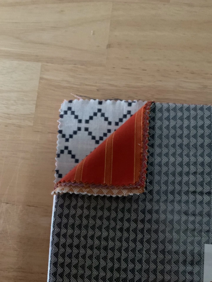 Layer Cake 10"  "Moda  Ruby Star „Warp & Weft „All contain  20. 10“x10“ swatches - Bild 2 von 4