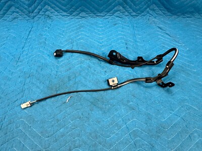 01-06 Lexus UCF30L LS430 Front Left Driver Suspension Height Level Sensor OEM main image 1