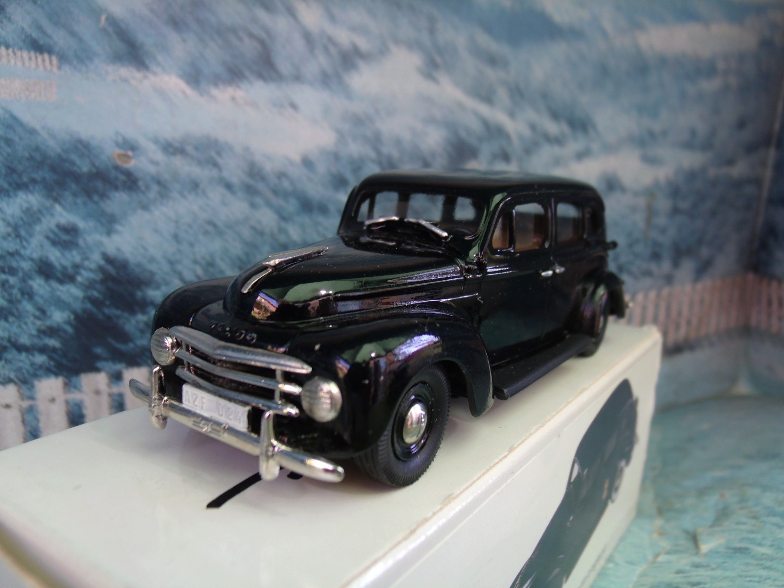 ROBEDDIE modellbil , 4x 1950 VOLVO PV831, originalförpackning. Leksaker