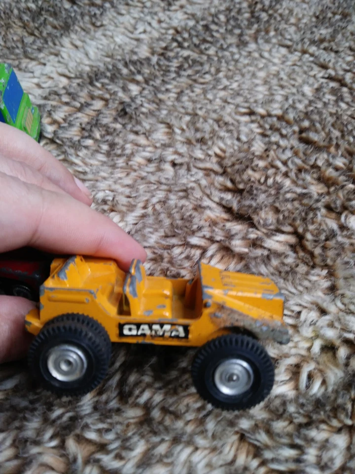 De colección Gama Buggy Jeep, Corgi Juguetes Remolque, Tootsie Toy Volkswagen, Camión de Leche Foto 2 de 4
