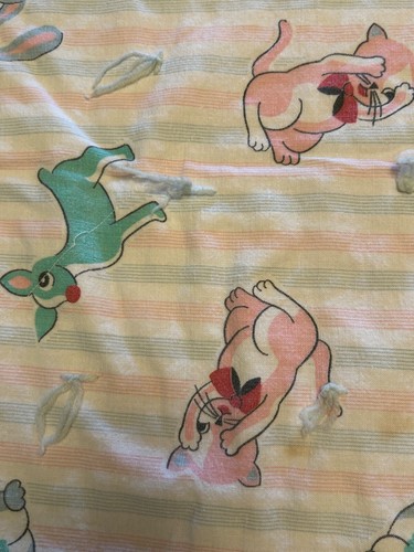VTG Baby Blanket Quilt 33"X33" Pastel Cat Bunny Dog Deer Kitten Puppy Kitsch - Picture 3 of 7