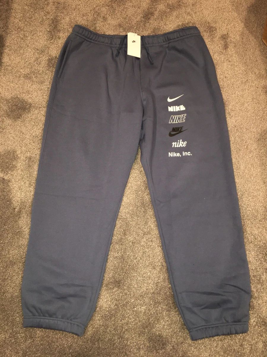 Nike Men's Sportswear Club Monogram Joggers