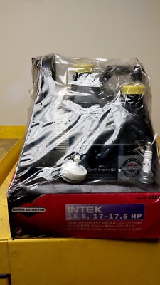 BRIGGS & STRATTON ENGINE MAINTENANCE KIT. Part # 5127A. New Free Shipping!