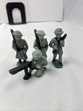 Vintage Lot Of Four Toy Soldiers 1930s Lead Heavy Metal In Various Poses Rifles