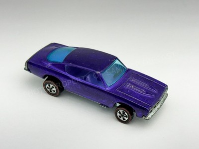 Hot Wheels Redline CUSTOM BARRACUDA Purple HK Purple Interior Very Nice !!!