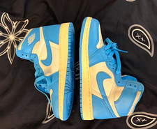Nike Boys 5.5Y Blue/White High Top Lace-Up Sneakers Colorblock Logo
