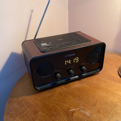 YAMAHA TSX-B72 Desktop Audio System Speaker Radio With Bluetooth AUX