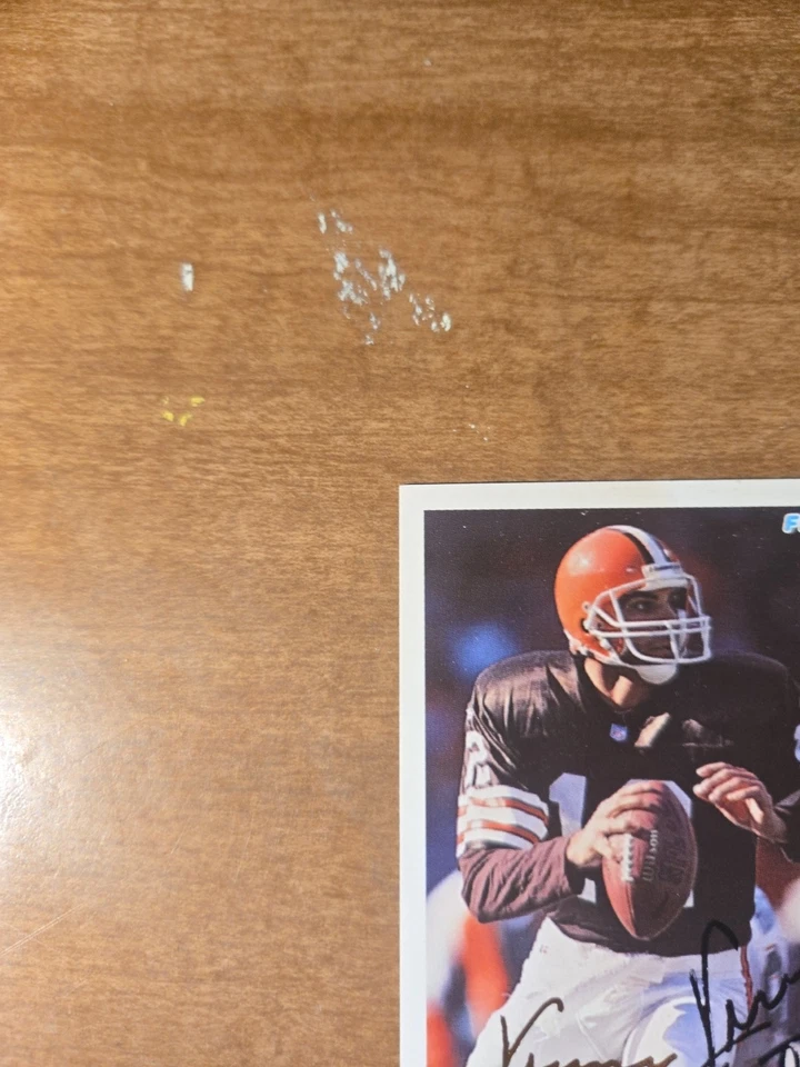 1994 Fleer "Hand Signed Autograph" Of Vinny Testtaverde !!! #104... - Image 2 of 4