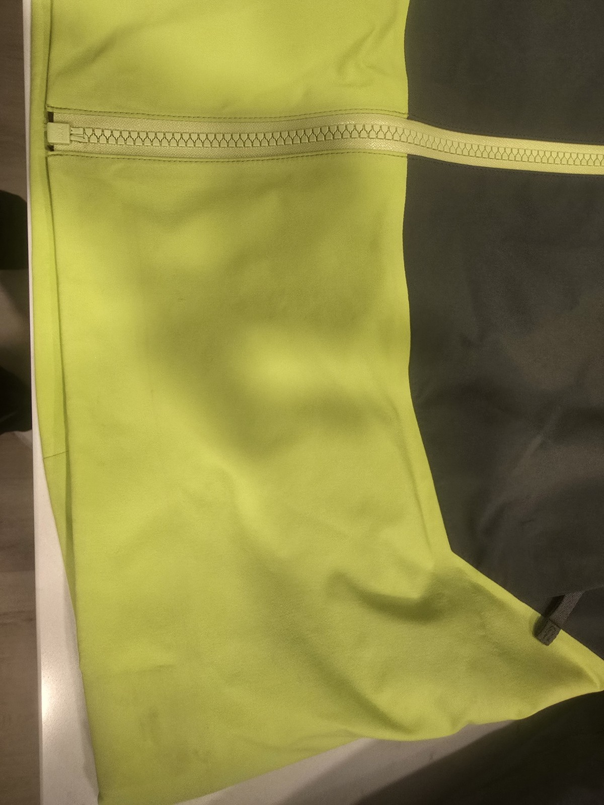 Arc'teryx Sentinel LT Women's Ski Jacket Gray Yellow M Hooded Waterproof thumbnail 8