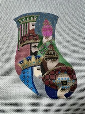 LIZ/SUSAN ROBERTS HAND PAINTED NEEDLEPOINT CANVAS MINI STOCKING WISE MEN, 18CT