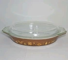 Vintage Pyrex Early American 1.5Qt Divided Casserole Dish w/ Lid, Brown & Gold 2