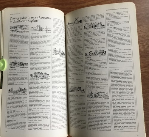 No Through Road AA Book of Country Walks In Britain /Book Binder With 205 Walks - Imagen 5 de 12