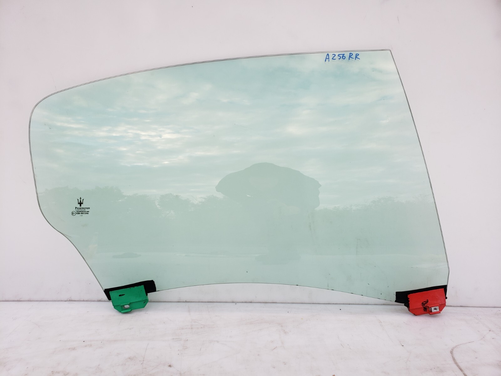 ✅ 03-08 OEM Maserati Quattroporte M139 Rear Right Passenger Door Window Glass