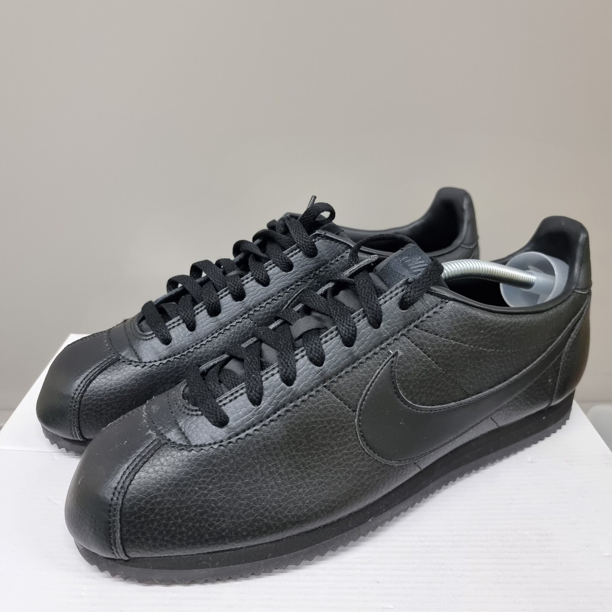 nike classic cortez leather triple black