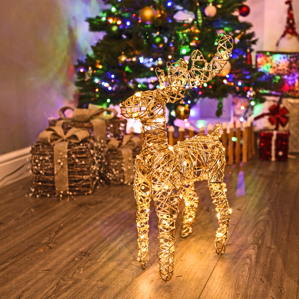 2x LED Light Up Christmas Reindeer Rattan Metal Wire Stag Statue