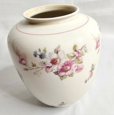 Blumenvase unbeschädigt. Bilder anschauen !!! Vase von VEB R Reichenbach 16 cm