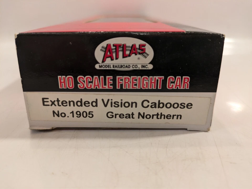 HO Extended Vision Caboose GN Great Northern NIB NOS Item# 1905 - Image 4 of 4